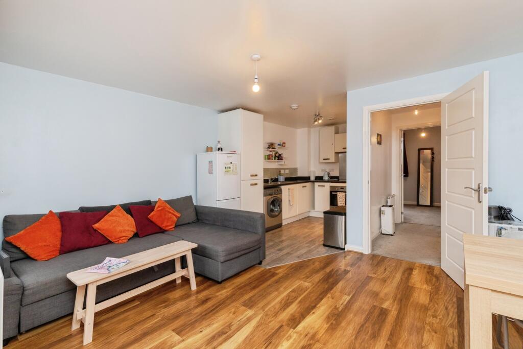 Apartment in Thornbury, Lower Morton - View 3