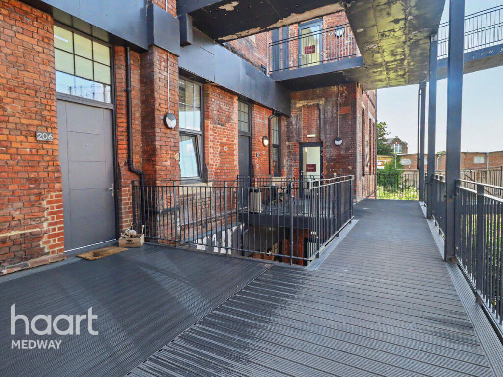 Main image of property: New Road, Rochester