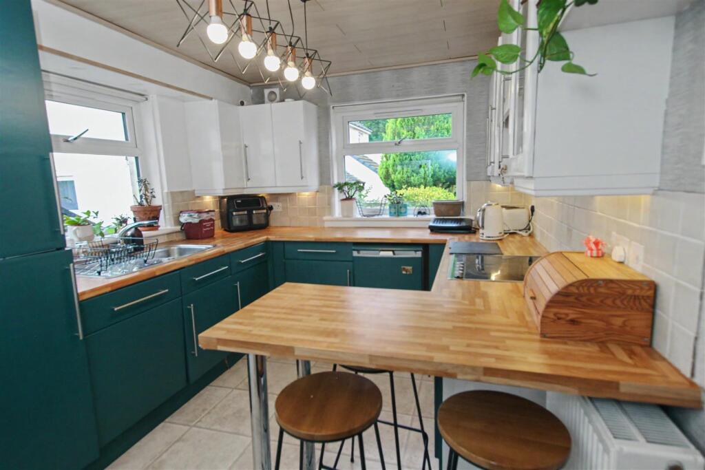 House in West End, South Lanarkshire - More
