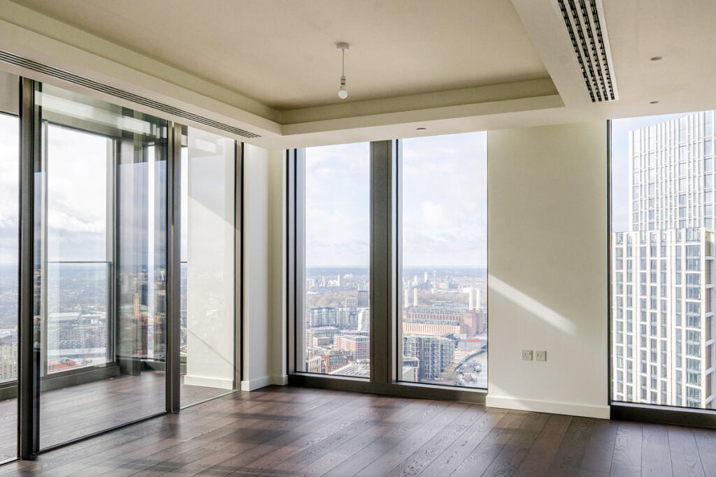 Apartment in London, Vauxhall - View 5