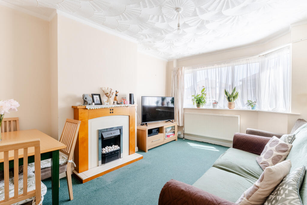 Cranbourne Road, Patchway, Bristol, Gloucestershire photo 4