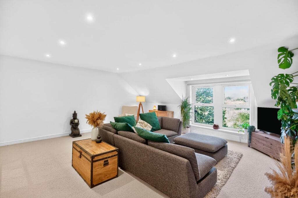 Apartment in Harrogate - View 5