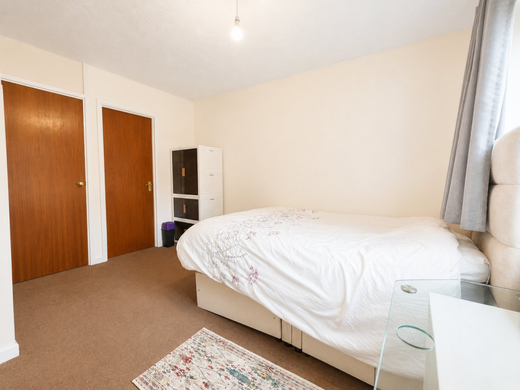 Apartment in Colchester, Myland, Highwoods - View 5
