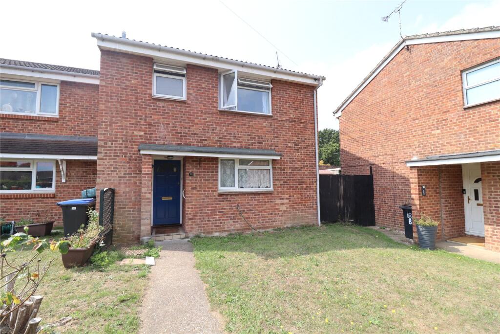 Ashton Road, Goldsworth Park, Woking, Surrey, GU21, Surrey