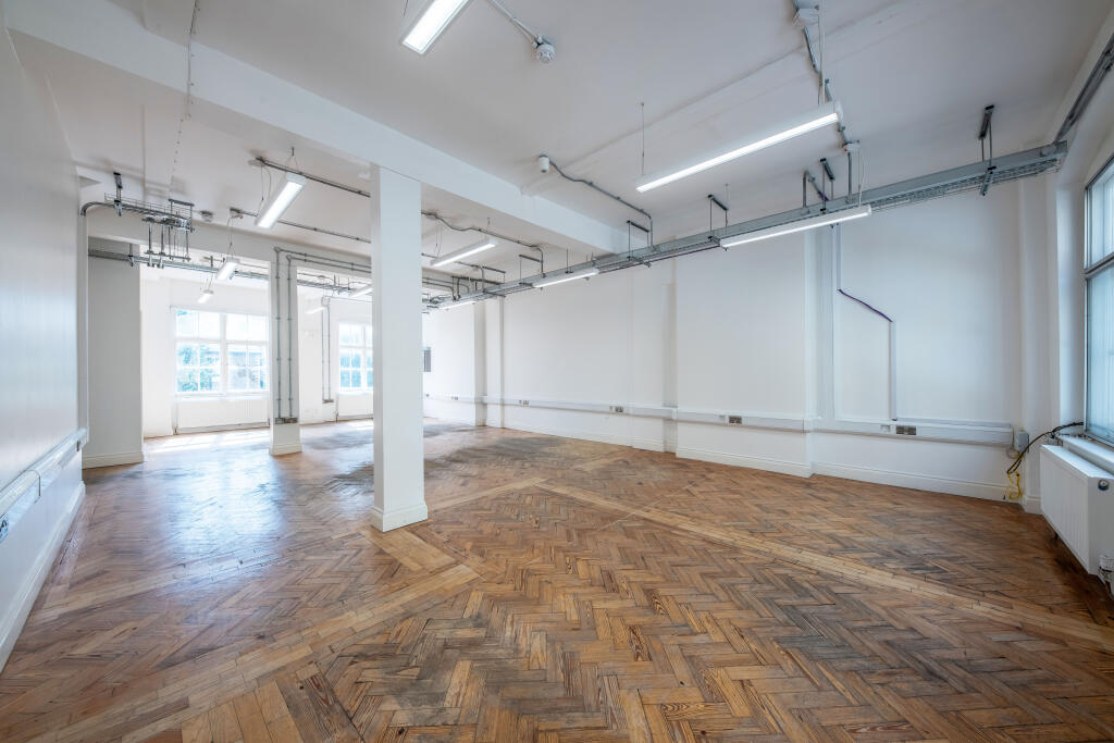 Main image of property: 212 - 216, Tower Bridge Road, London, SE1 2UP