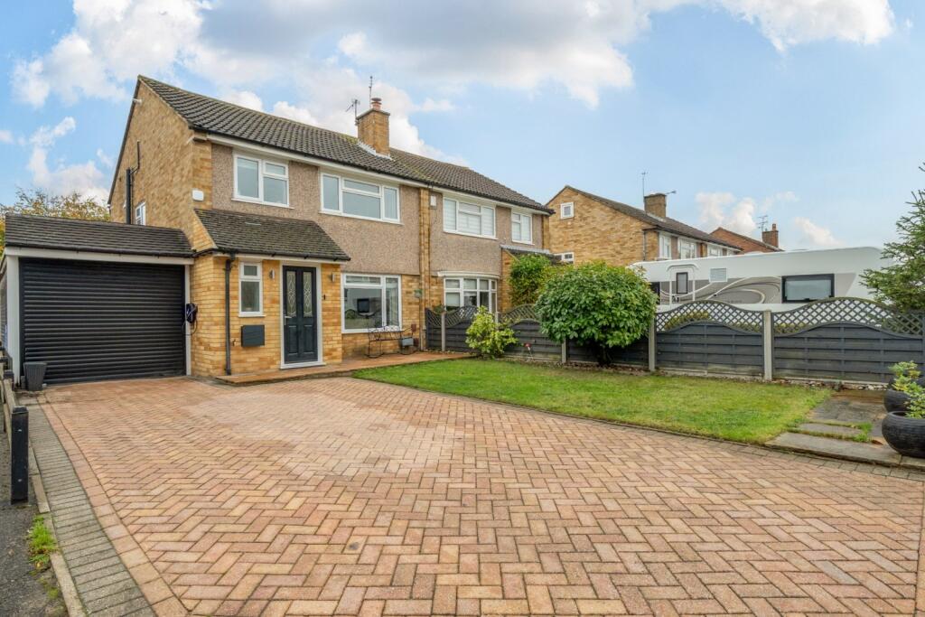 4-bed semi-detached on Barrs Road, Taplow, Buckinghamshire, SL6, £595,000