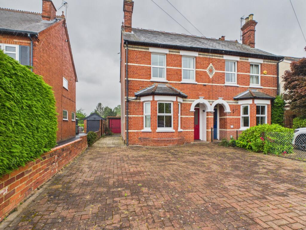 Main image of property: Victoria Road, Tilehurst, Reading, RG31