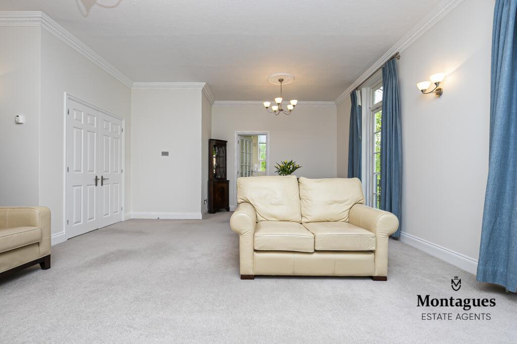 Apartment in Epping Forest, Steward's Green, Epping - More