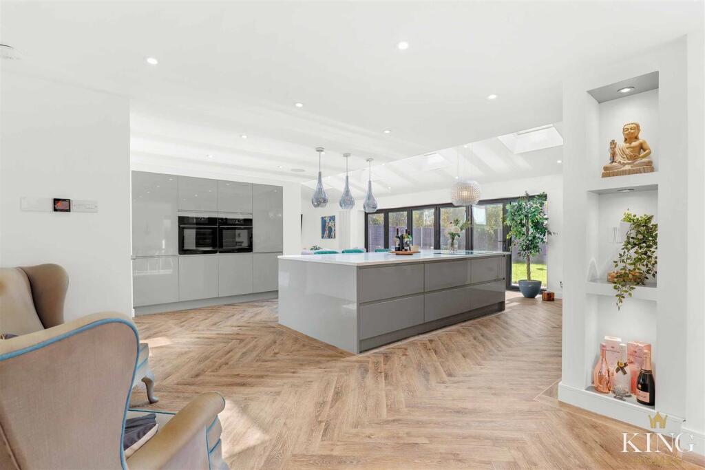 Additional image 4 of Ardens Close, Redditch