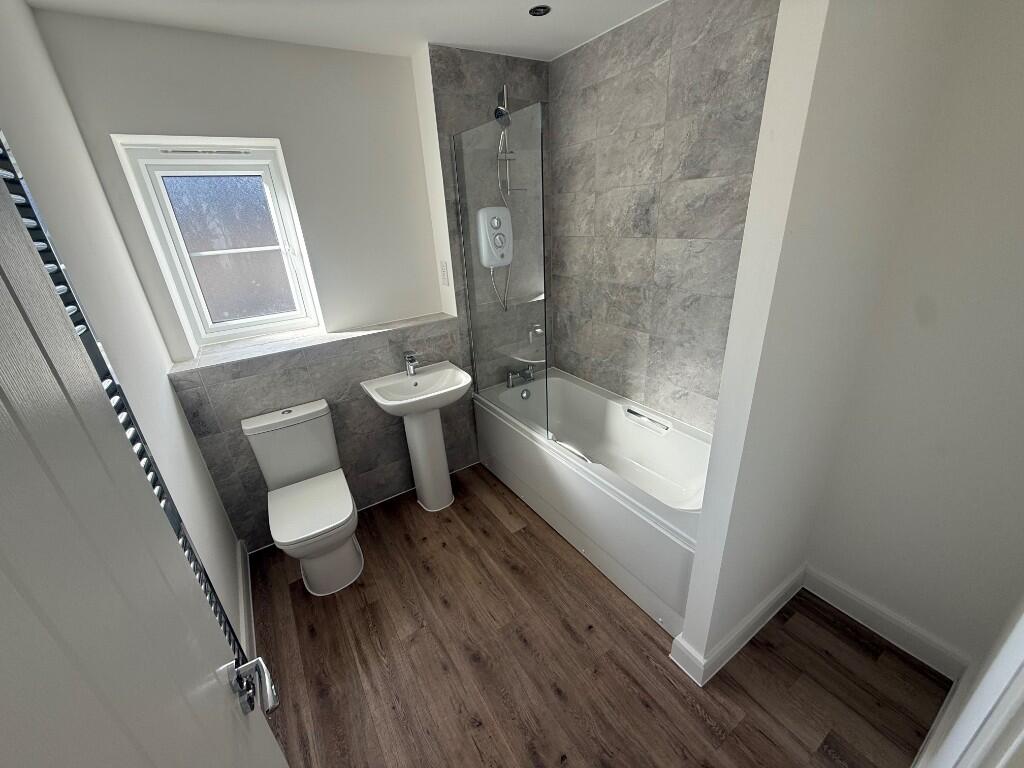 Additional image 4 of Great Clough Dr,
Rossendale,
BB4 8QZ