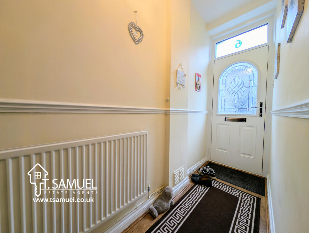 House in Mountain Ash, Abercynon - View 2