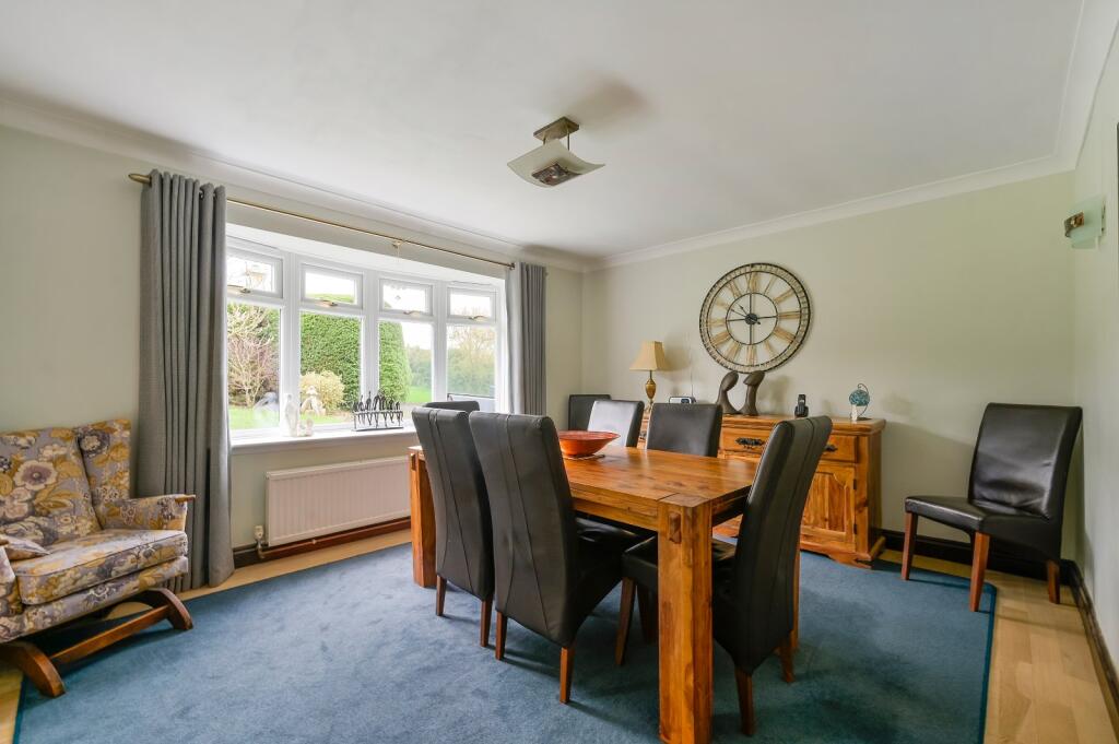 Canterbury Road, Challock, Ashford, Kent, TN25 photo 4