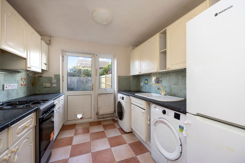 Rayford Close, Peacehaven, BN10 photo 3