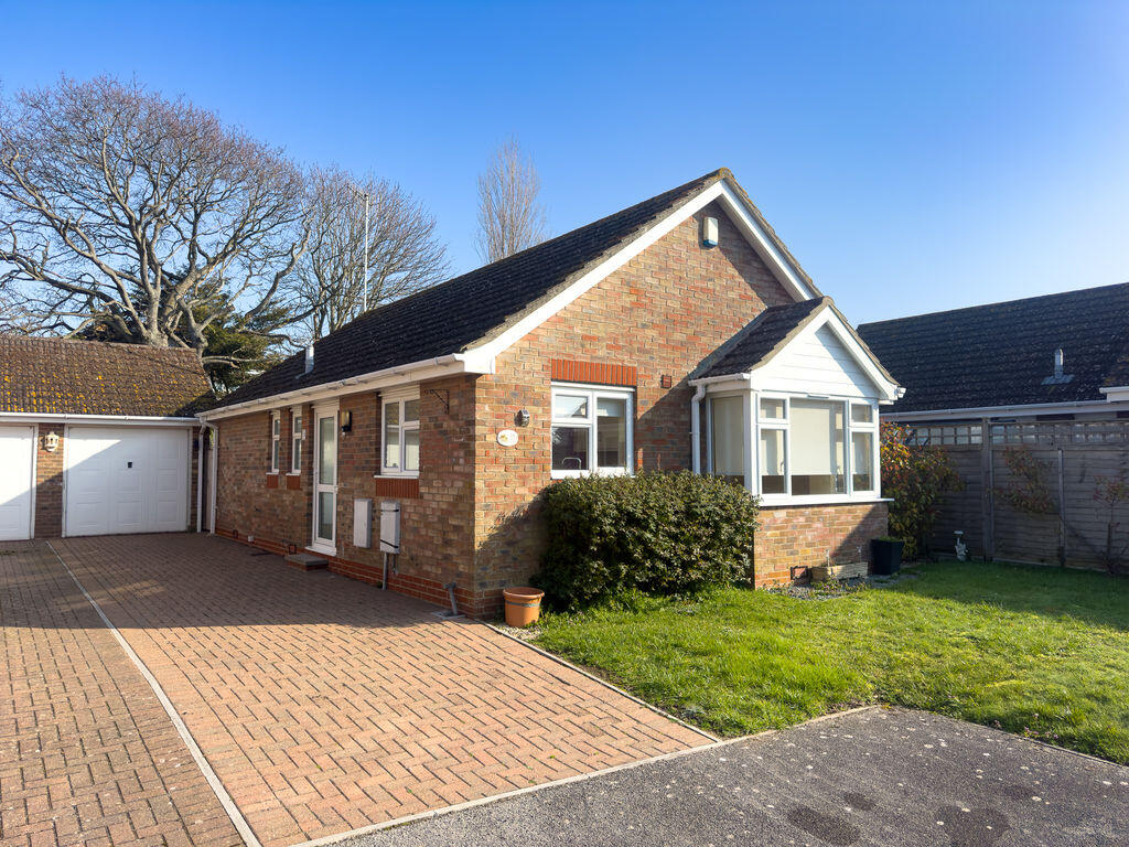 Main image of property: Willowbrook, Middleton-on-Sea
