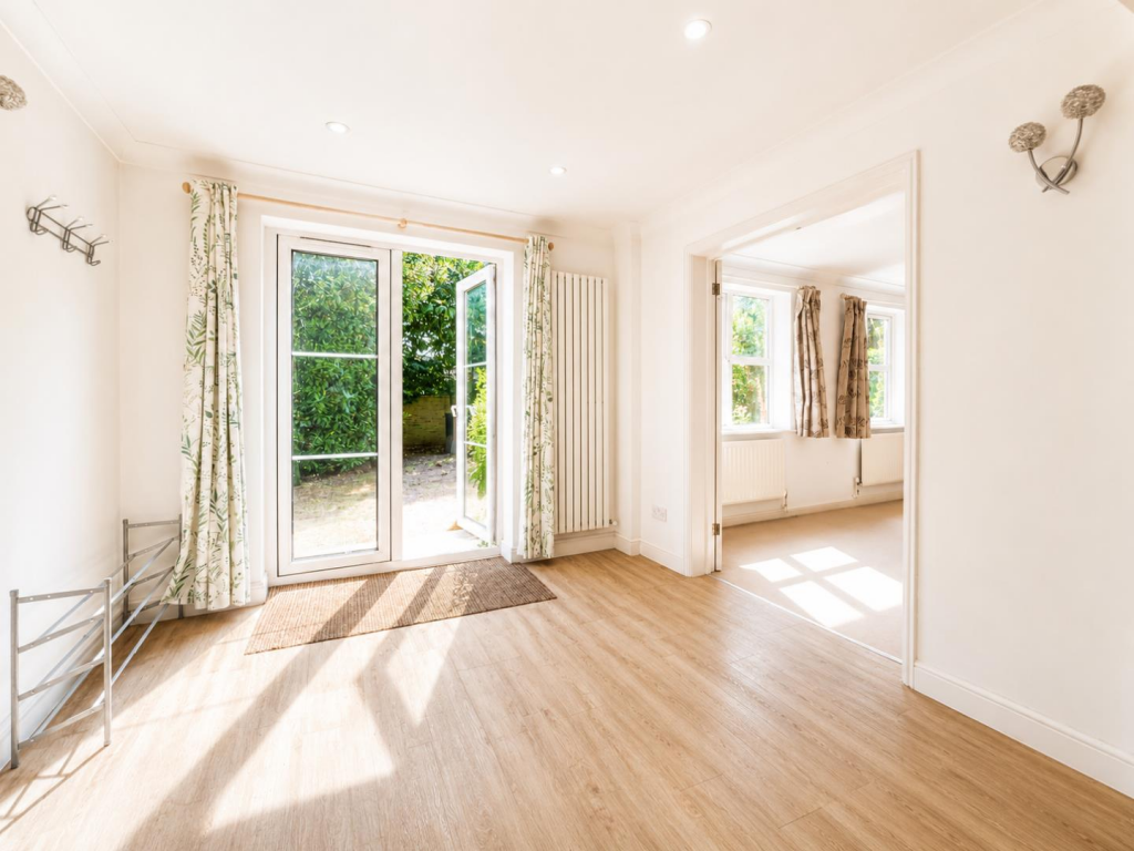 House in Tonbridge - View 3