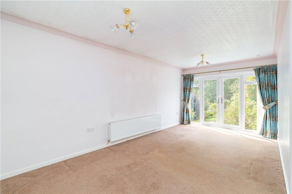 House in Bradford - View 4