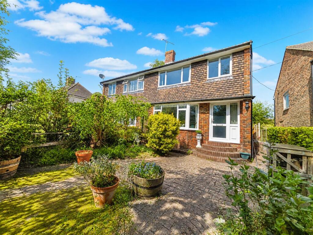 Main image of property: Framfield Road, Buxted, Uckfield, TN22 4LF