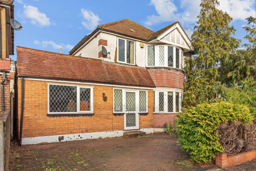 Main image of property: College Avenue, Harrow, HA3