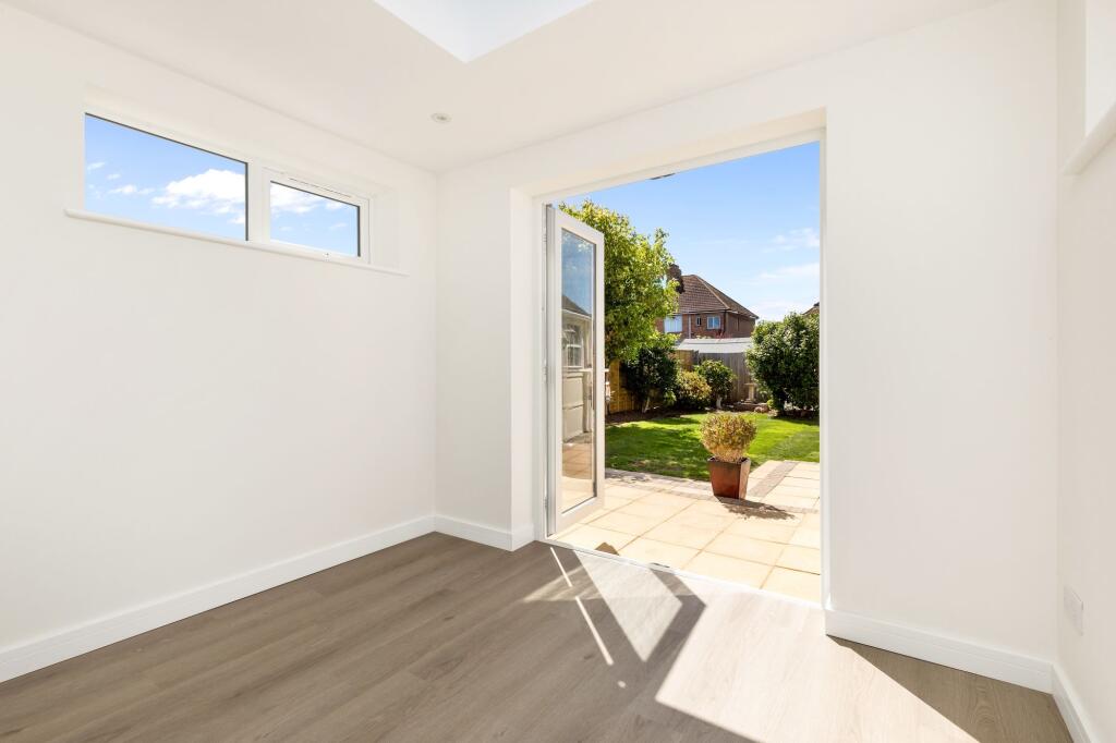 House in Brighton - View 5