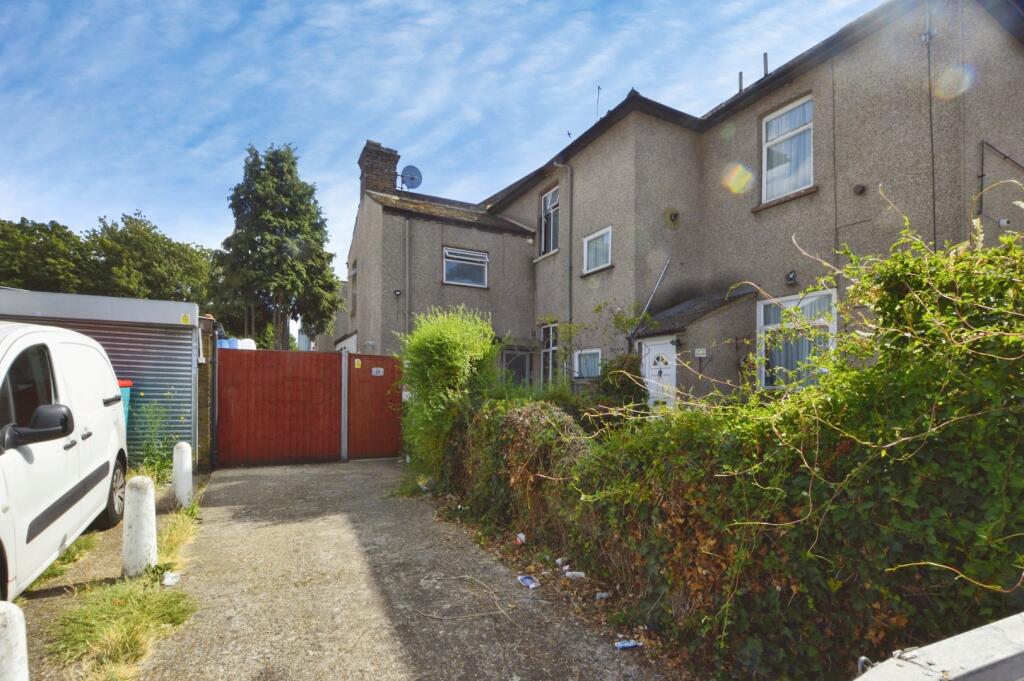 Main image of property: Mansfield Road, Ilford IG1 3AZ
