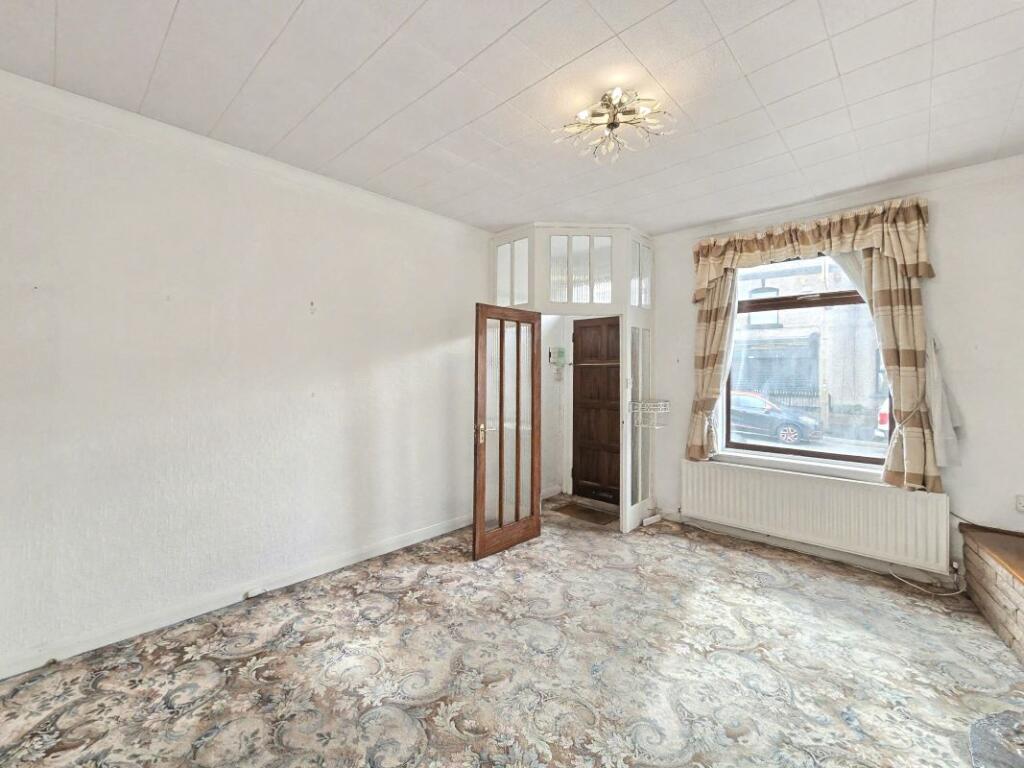 House in Oldham - View 2
