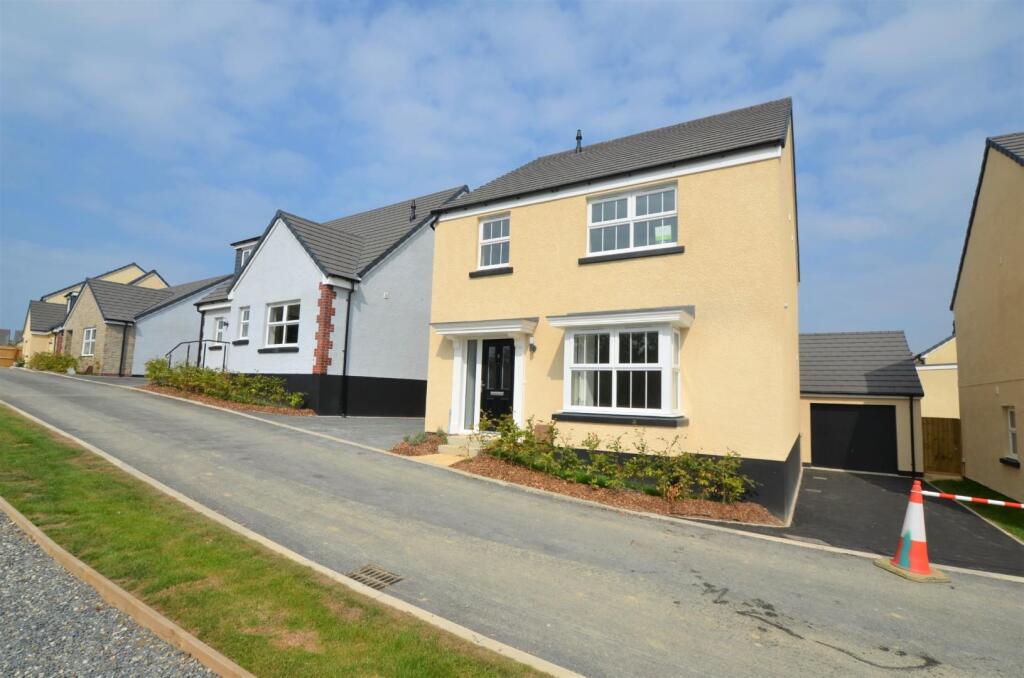 Main image of property: Estuary Avenue, Appledore