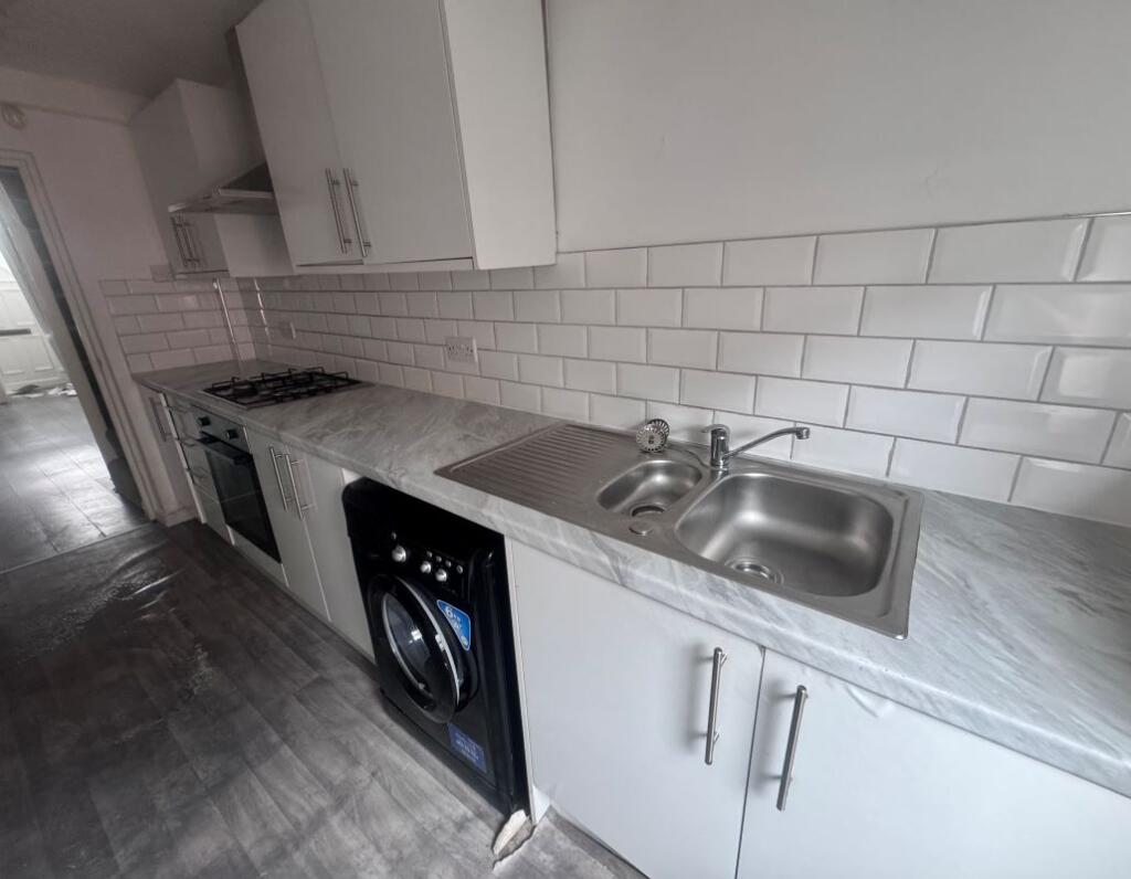 House in Liverpool, Cabbage Hall, Anfield - View 2