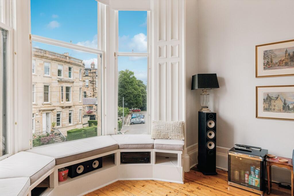 Apartment in Glasgow - More