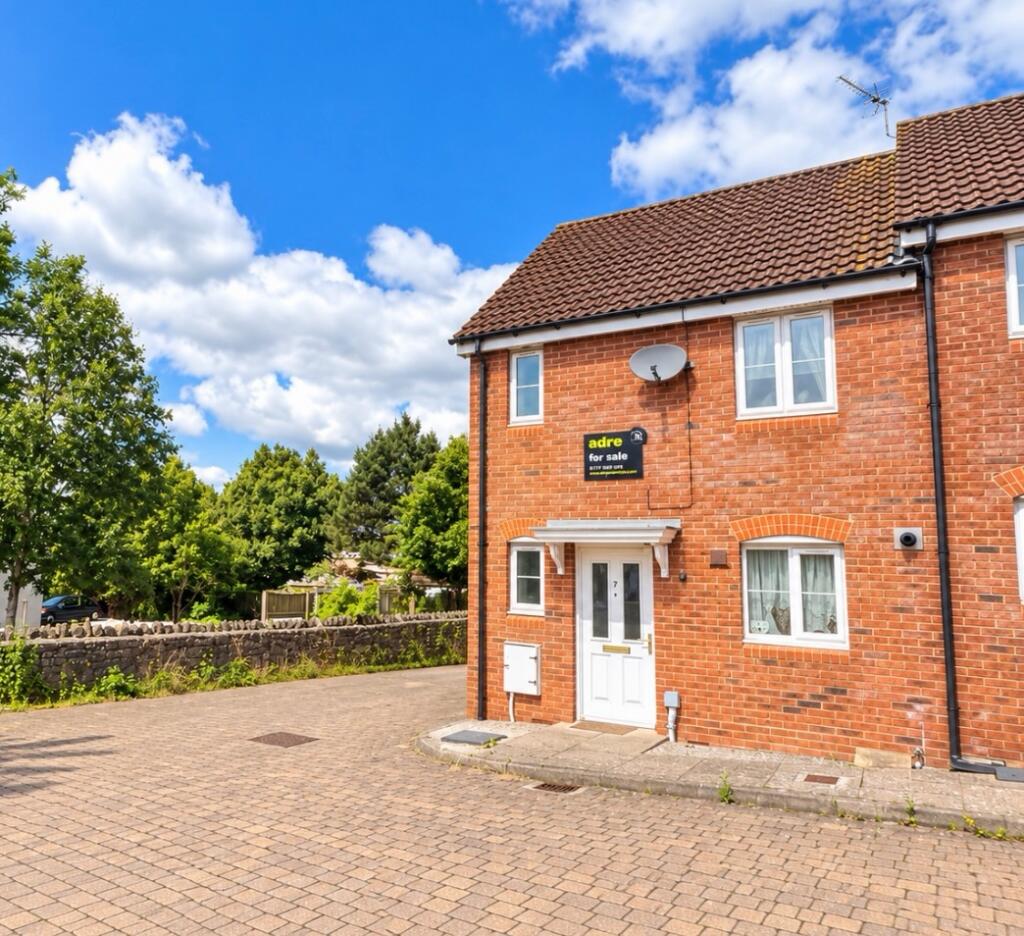 Main image of property: Executive Home 7 Samuel Rodgers Crescent, Thornwell, Chepstow, Monmouthshire, NP16 5GB
