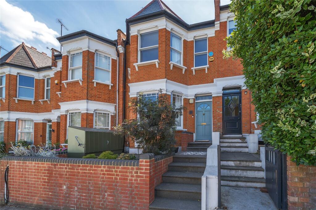 5-bed house on Victoria Road, London, N22, £1,475,000