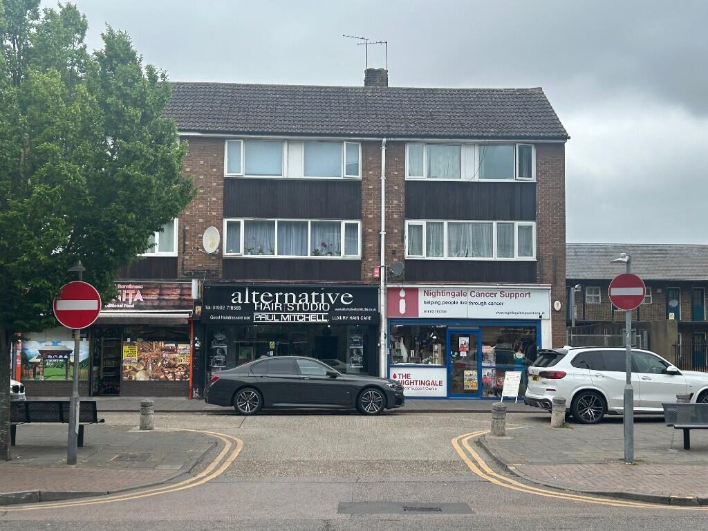 71 High Street, Waltham Cross, Hertfordshire - View 2