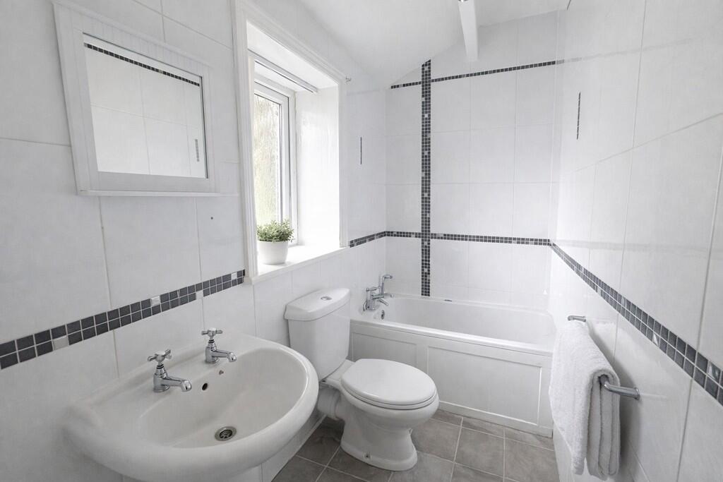 Additional image 6 of Roundfield Place, Thornton, Bradford