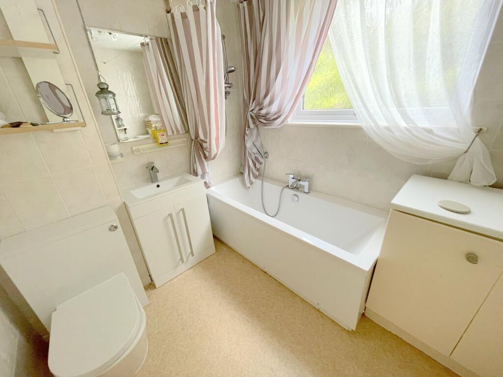 Additional image 14 of South Western Crescent, Lilliput, Poole, BH14