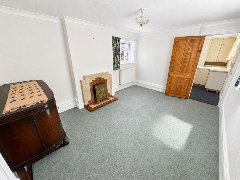House in Taunton - View 4
