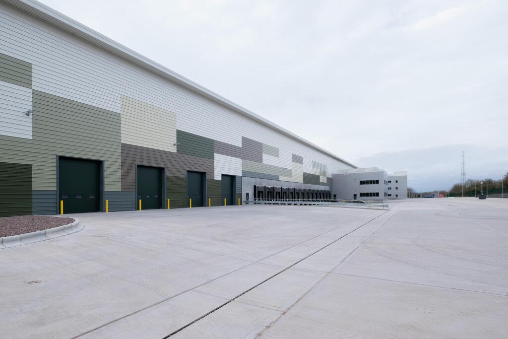 Redditch Gateway 4.jpg