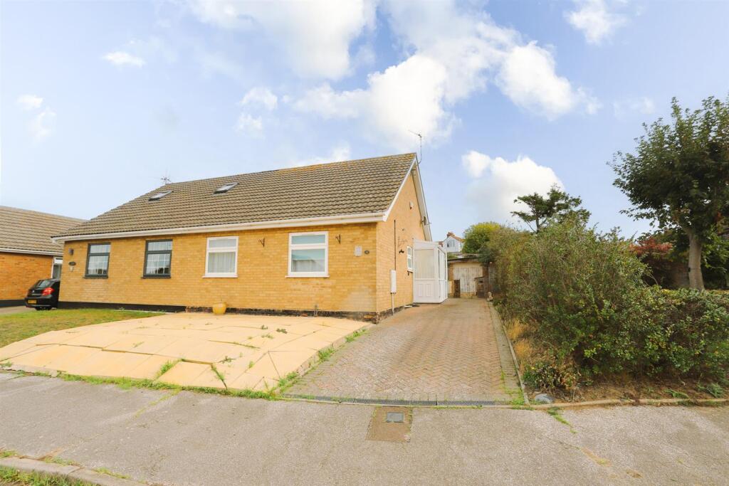 Main image of property: Wheatacre Drive, Corton, NR32