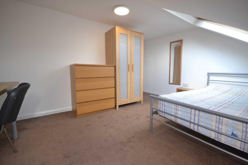 House in Reading - View 5