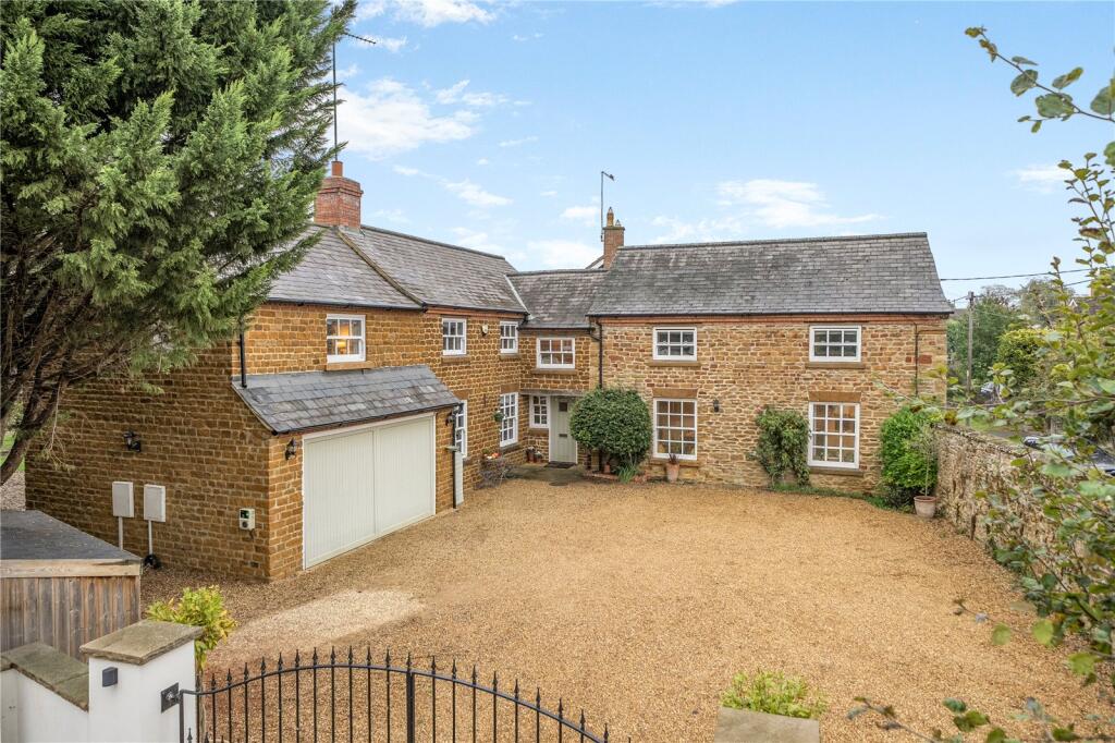 4-bed detached on High Street, Milton Malsor, Northampton, Northamptonshire, NN7, £875,000