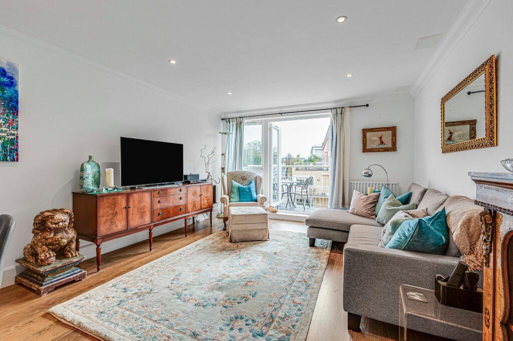Apartment in London - View 2