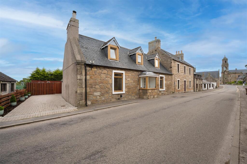 Main image of property: 7 Manse Street, Tain