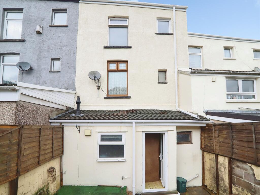 House in Cardiff - View 2