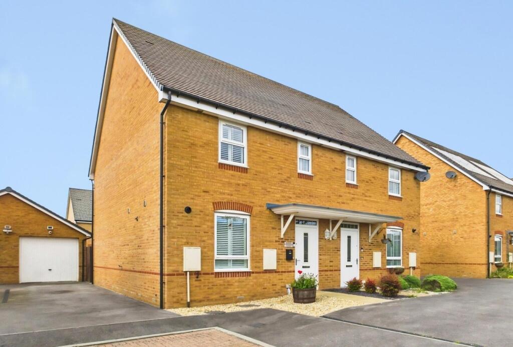 Main image of property: Luck Road, Bursledon, Southampton, SO31