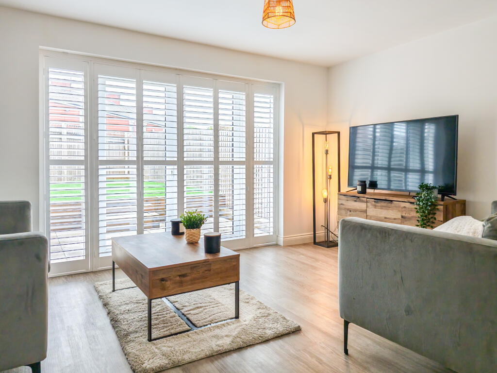 House in Stockport - View 4