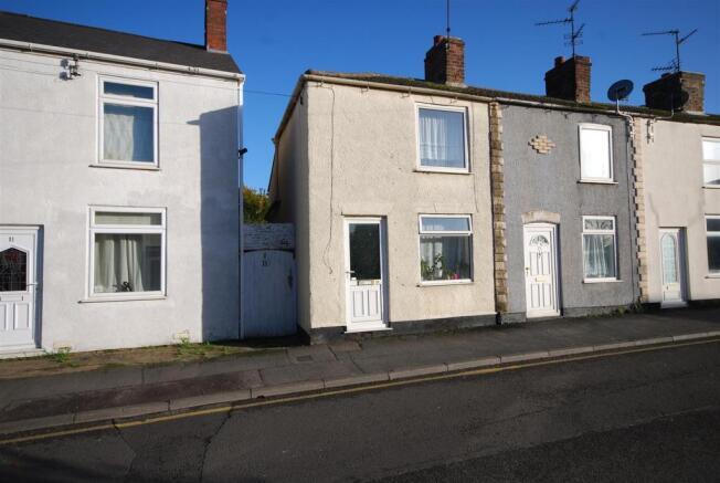 Main image of property: Hawthorn Bank, Spalding