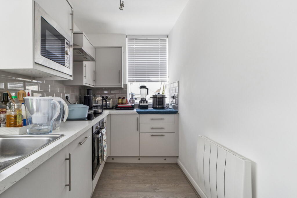 Apartment in Rickmansworth, Chorleywood - View 3