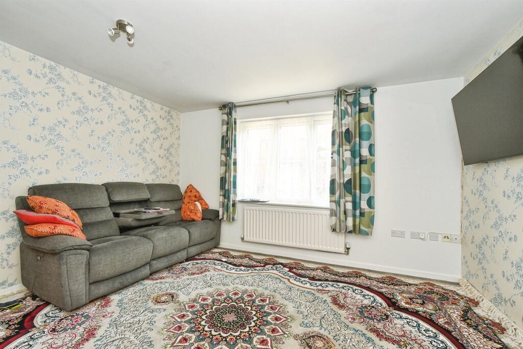 Apartment in Stratton St Margaret, Greenbridge, Coleview - View 3