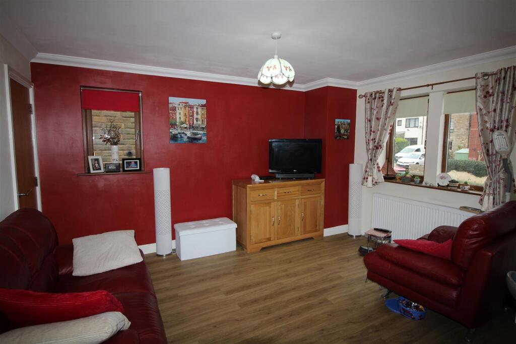 Willow Grove, Dodworth, Barnsley photo 3