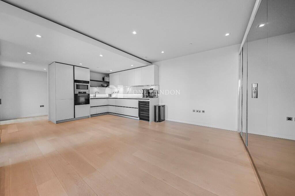 Apartment in London - More