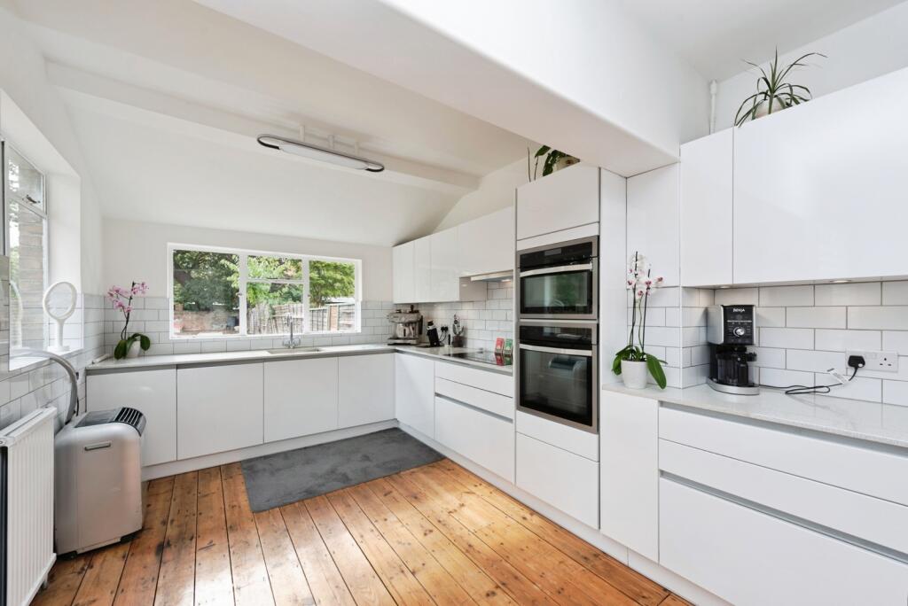 House in London - View 4