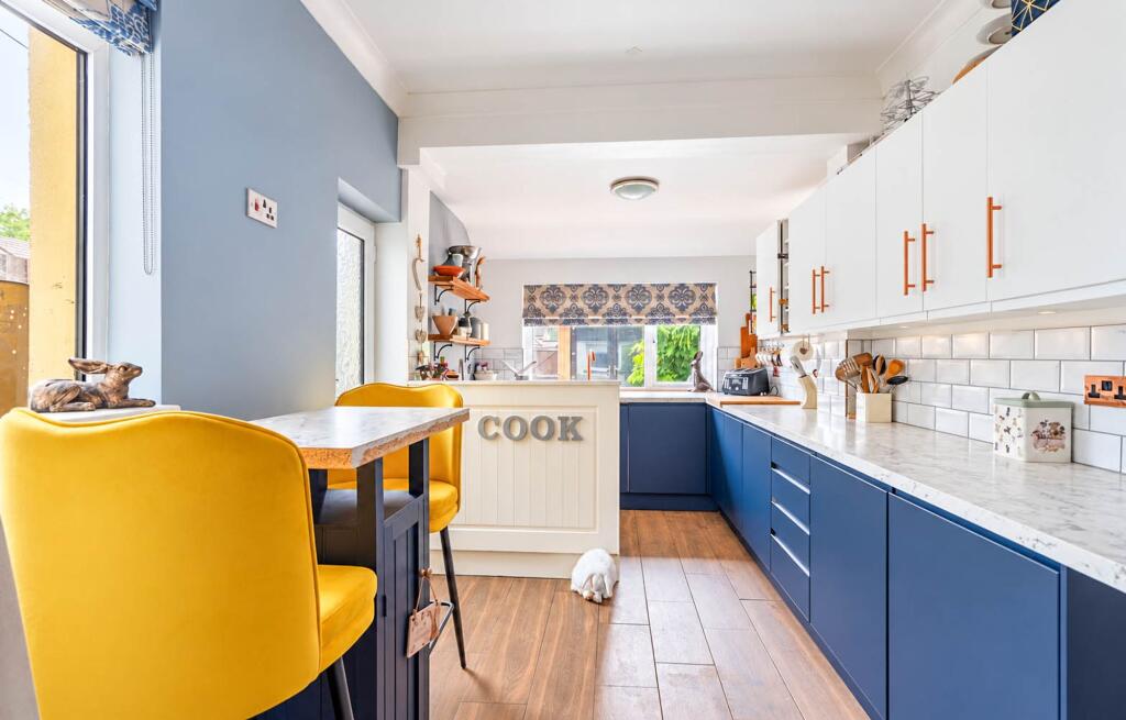 House in Risca, Pontymister - View 2